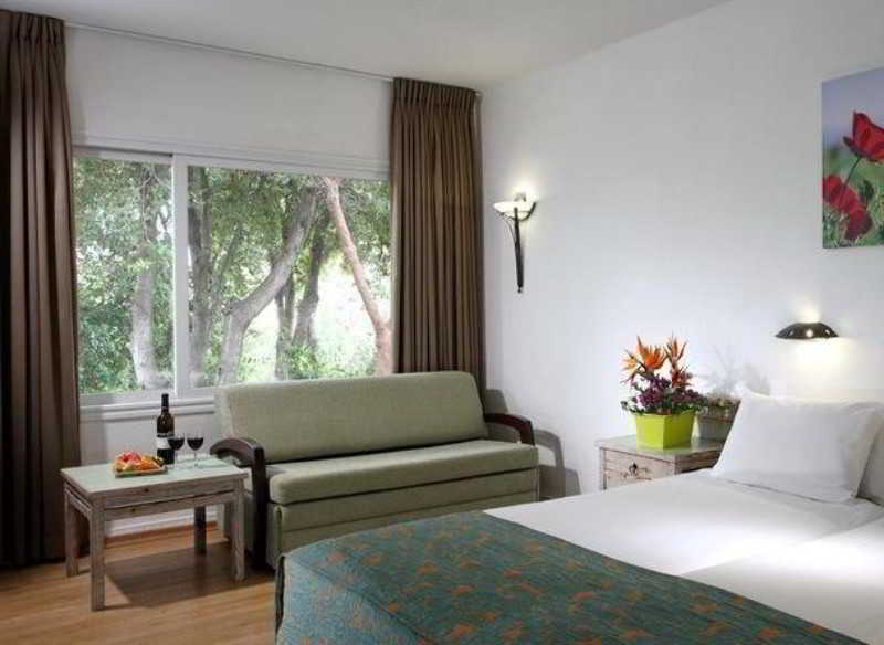Nir Etzion Resort Ein Hod 外观 照片